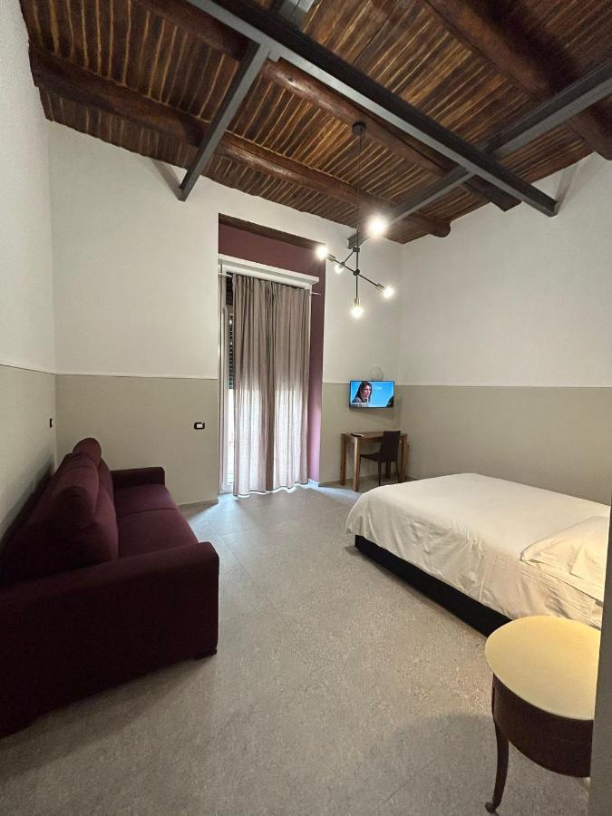 La Suite Del Centro Storico Napoli Bagian luar foto