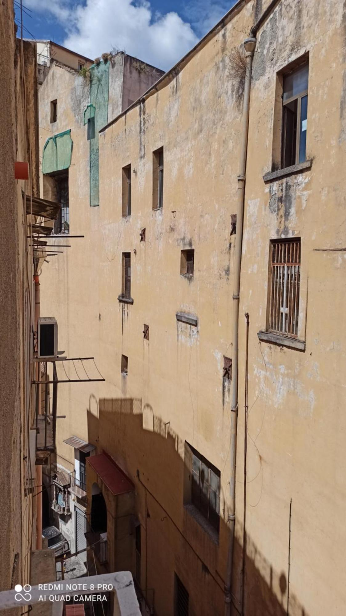 La Suite Del Centro Storico Napoli Bagian luar foto